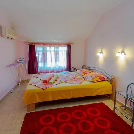 Konukevi Fener Ahyolu