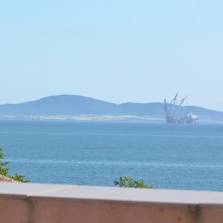 Konukevi Fener Ahyolu