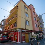 Fener Къща за гости