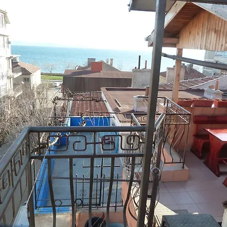 Fener Konukevi Ahyolu